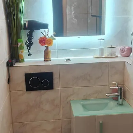 Apartment Mo Home24 *